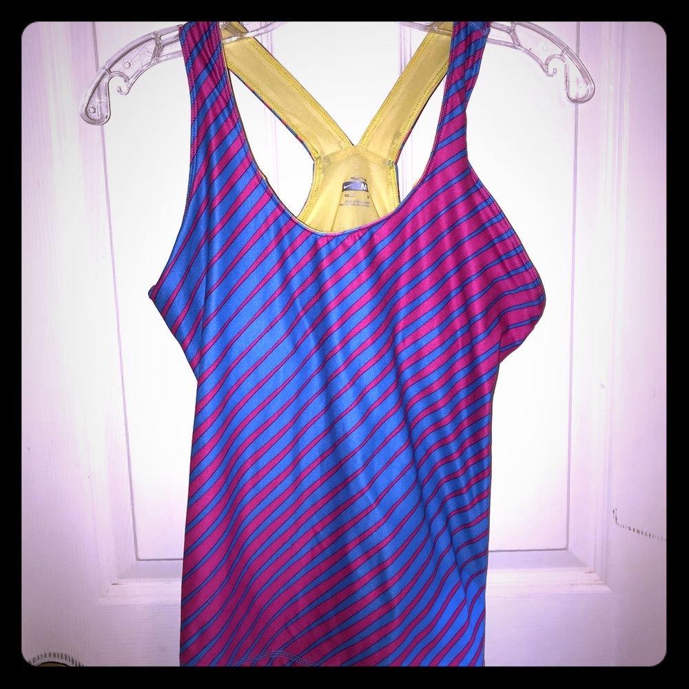 NIKE Athletic Top M